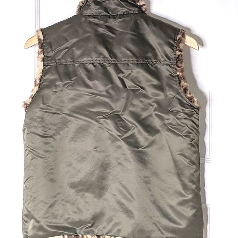 Vintage Guess Reversible Faux Leopard Army Green Nylon Zip Up Vest size S/M - Picture 2 of 12